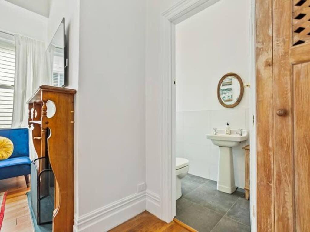Cheerful 1 Bedroom Home With Free Parking Auckland Buitenkant foto