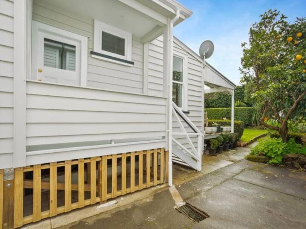 Cheerful 1 Bedroom Home With Free Parking Auckland Buitenkant foto